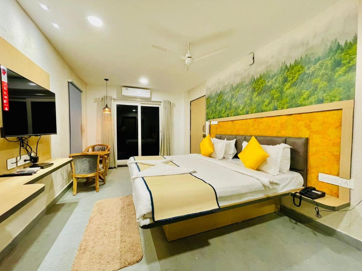 Hotel Lake View Airport Zone Haiderabad Buitenkant foto