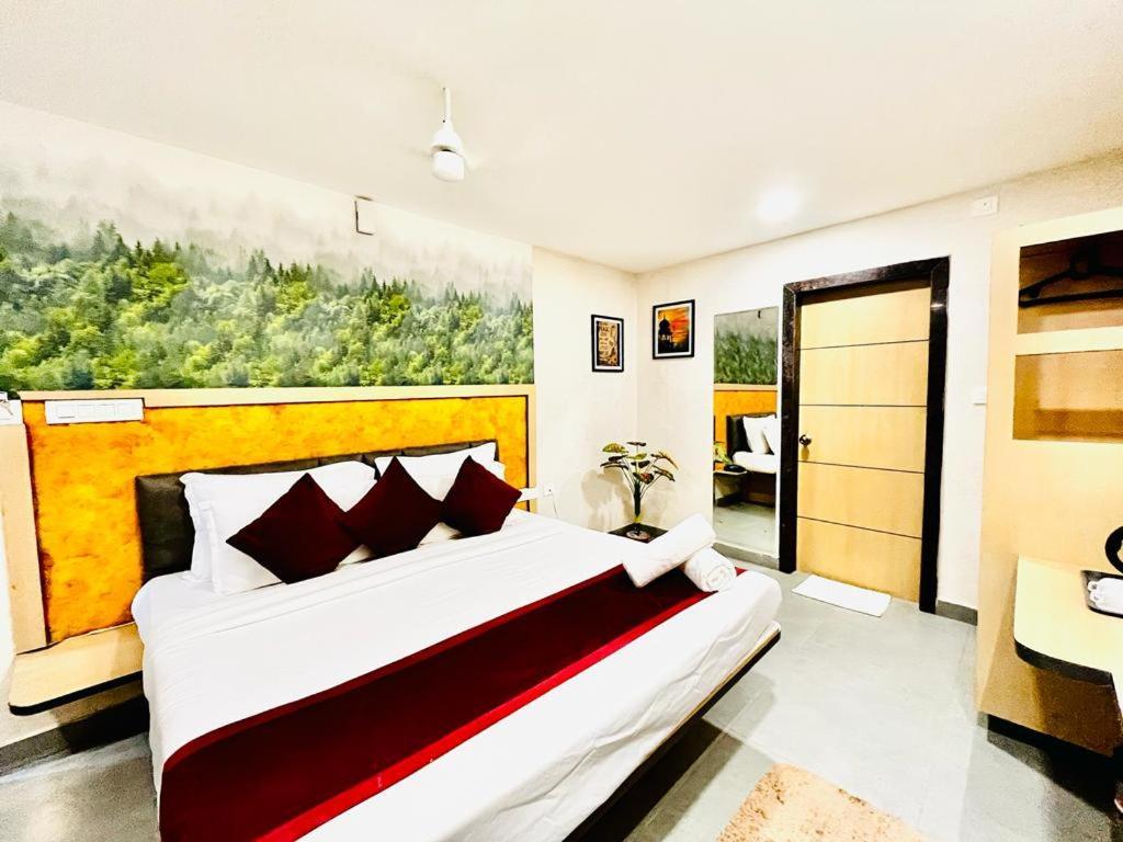 Hotel Lake View Airport Zone Haiderabad Buitenkant foto