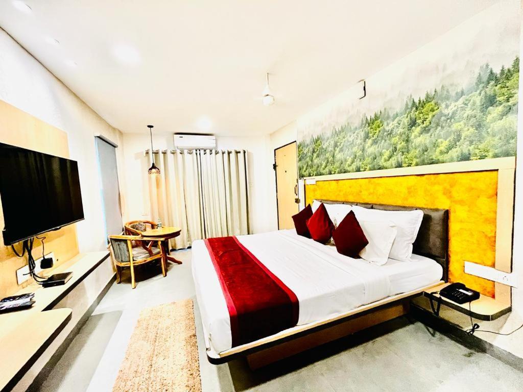 Hotel Lake View Airport Zone Haiderabad Buitenkant foto