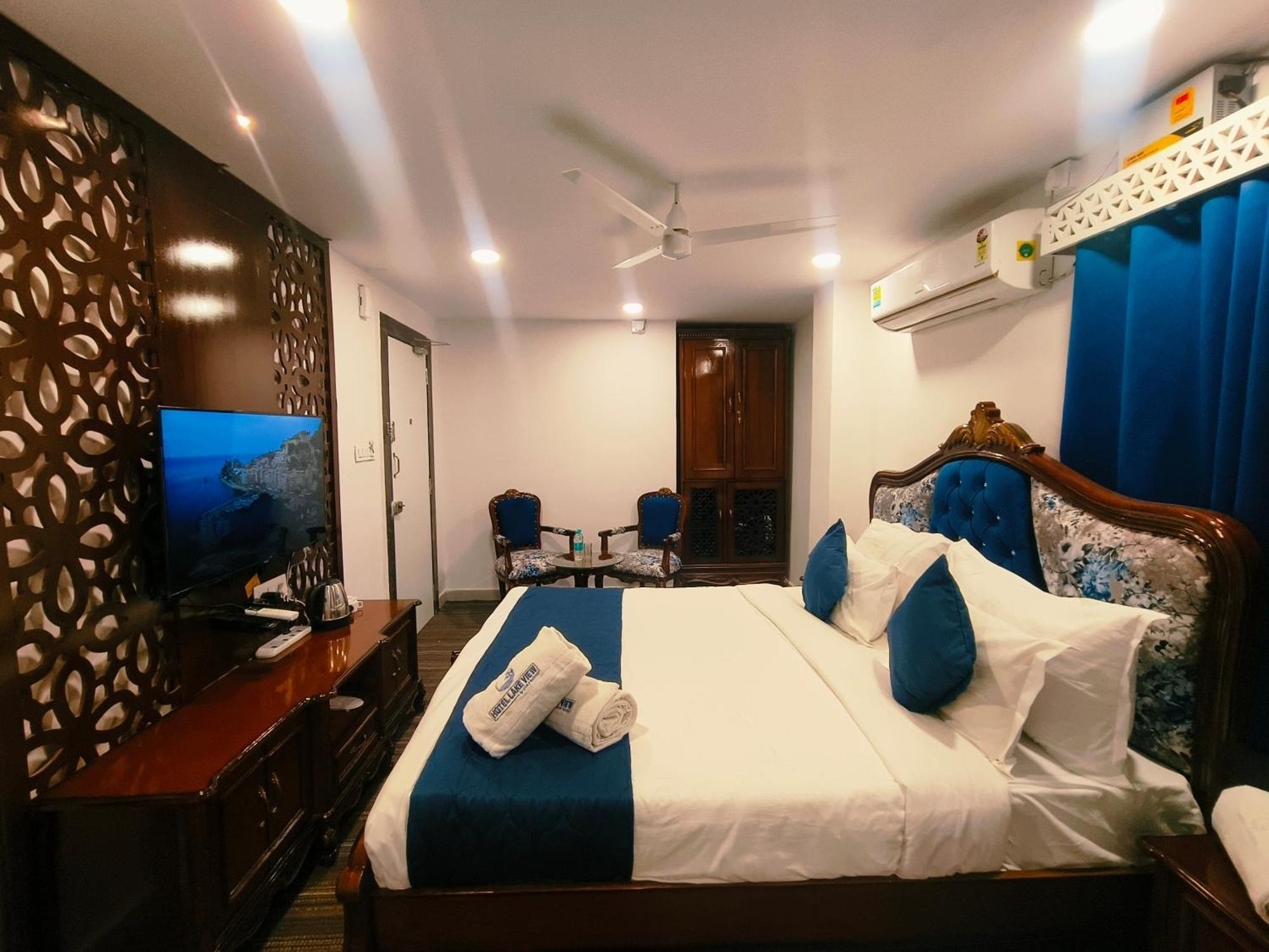 Hotel Lake View Airport Zone Haiderabad Buitenkant foto